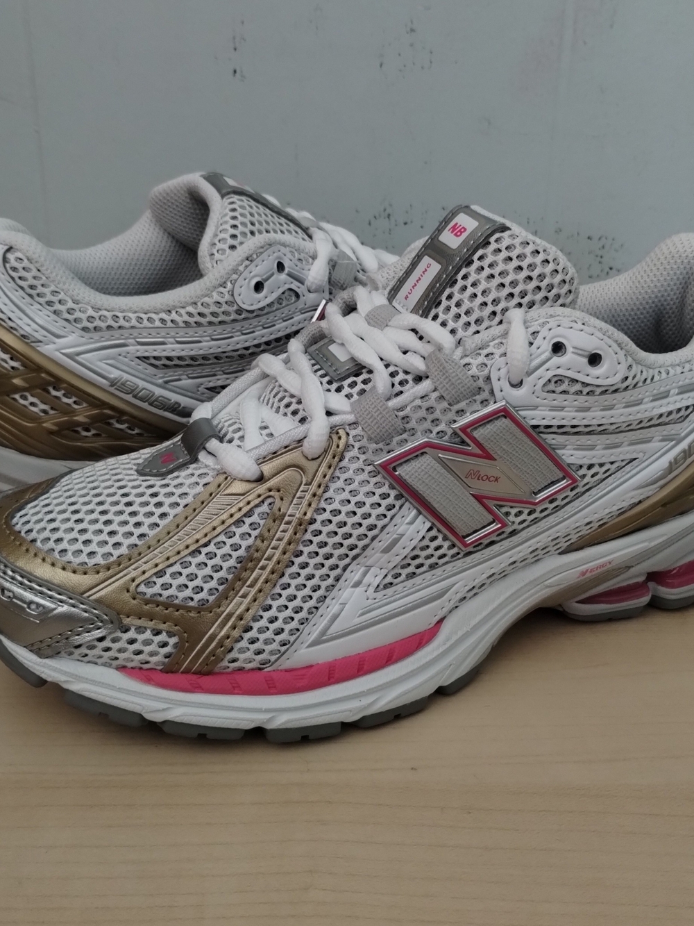 New Balance 1906R Women's White Gold Silver Pink Walking Sneakers